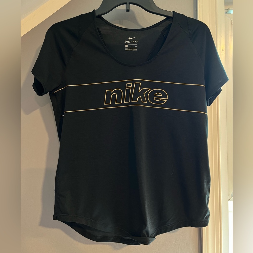 Nike T-Shirt